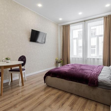 Luxury Flat In Downtown 2 Apartman Lviv Kültér fotó