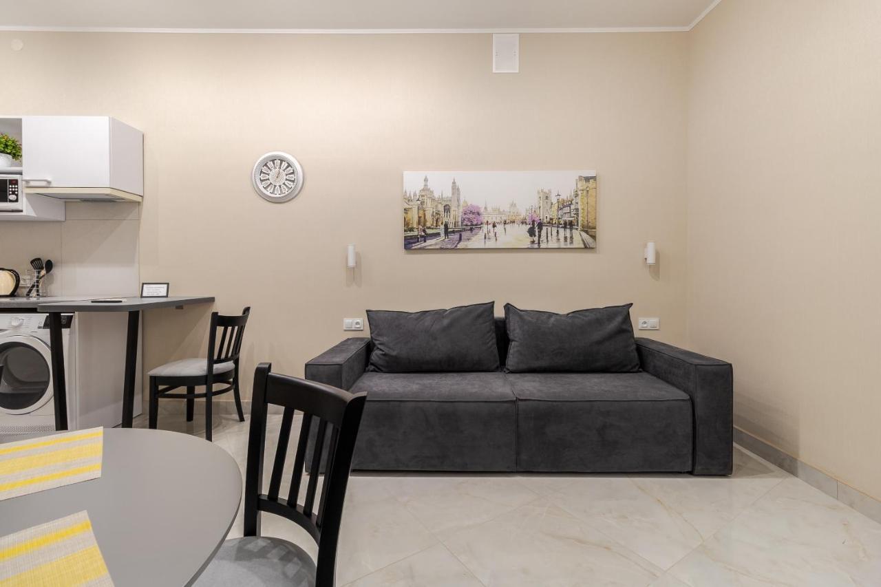 Luxury Flat In Downtown 2 Apartman Lviv Kültér fotó